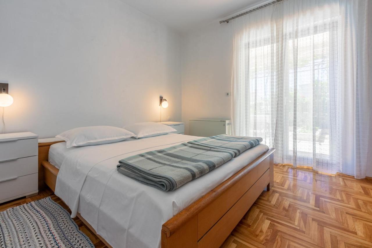 Apartments Mirena Crikvenica Exterior photo