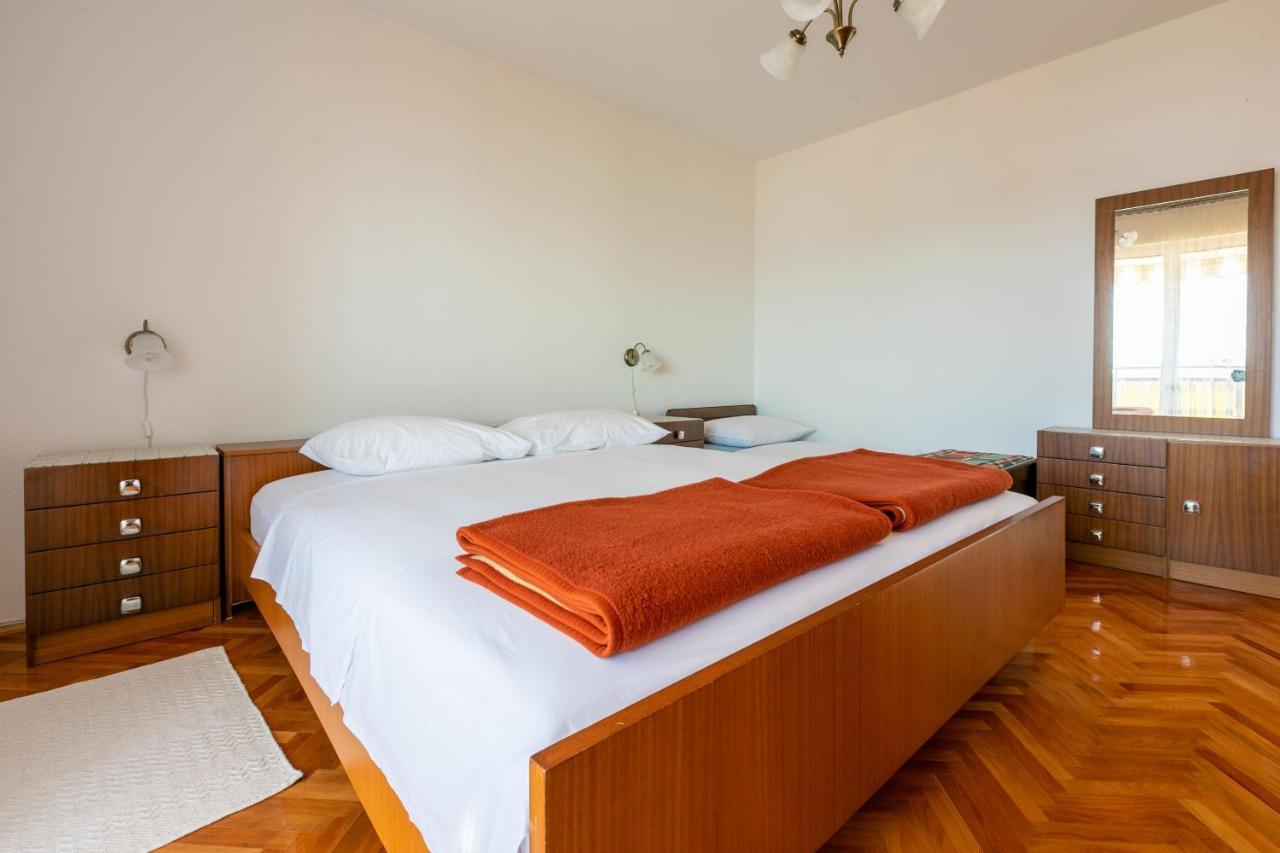 Apartments Mirena Crikvenica Exterior photo